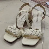 صندل مجلسی|کیف، کفش، کمربند|گلبهار, شهر جدید گلبهار|دیوار