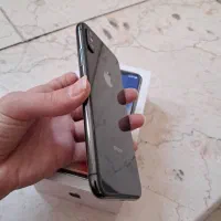 iPhone x (در حد نو)