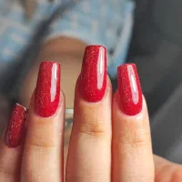 مدرس ناخن با مدرک معتبر فنی حرفه ای