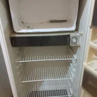 یخچال آزمایش