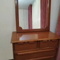 تخت دونفره و دراور و اینه|تخت و سرویس خواب|قوچان, |دیوار