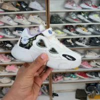 کتونی بچگانه مدل قلبی سایز ۳۱ تا ۳۵ سه رنگ|کفش و لباس بچه|اراک, |دیوار