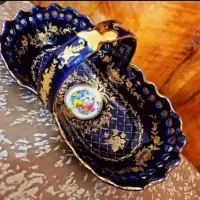مجسمه گلدان دکوری کنارسالنی دیوارکوب قدیمی