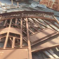 درب اهنی بزرگ یه لنگه