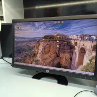 مانیتور ۲۲ اینچ hp بسیار تمیز
