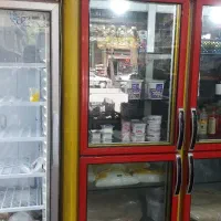 یخچال ویترینی ۶در وفریزرایستاده۷۰سانتی وقفسه