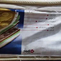 تشک نوجوان و جوان طبی بدون پارگی