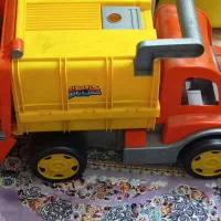 ماشین اسباب بازی در حد نو بفروش میرسد