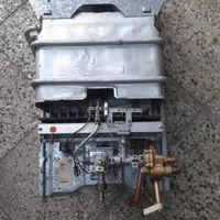 و سرویس آبگرمکن دیواری وبازکردن لوله خروجی