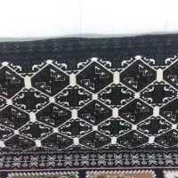 سلام بالشت مخطع و میز ال سی دی