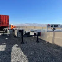 یک عدد تیغه کانتین بر و یک عدد بغلدار