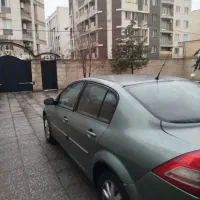 مگان مدل ۹۰