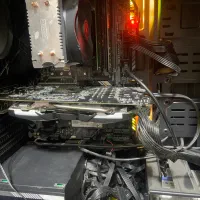 کیس گیمینگ میان رده