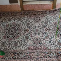 کناره فرش رنگ سفید با طرحی زیبا