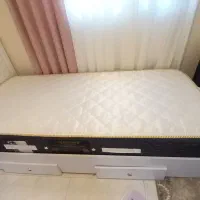 تخت خواب با تشک یک نفره اکبند|تخت و سرویس خواب|رشت, جهاد|دیوار