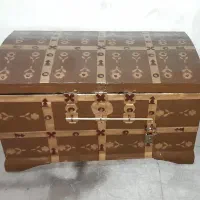 صندوق قدیمی مادر بزرگ