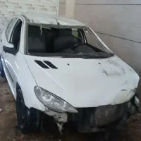 پژو ۲۰۶ تصادفی تویوفایو