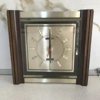 ساعت دیواری