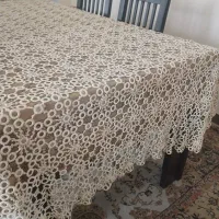 یک عدد رومیزی ابریشم دست بافت
