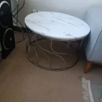 میز تک هست فقط۹۰۰