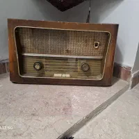 رادیو چوبی قدیمی