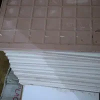 مقداری وسیله|ظروف پخت‌وپز|مسجد سلیمان, |دیوار