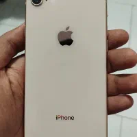 اپل iPhone 8 با حافظهٔ ۶۴ گیگابایت