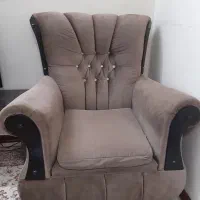 فروش مبل راحتی هفت نفره دست دوم|مبلمان خانگی و میز عسلی|طرقبه, |دیوار