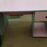 یک عدد میز به همراه شلف|میز تحریر و کامپیوتر|کرمان, |دیوار