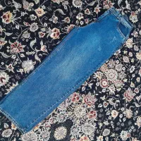 تعدادی شلوارلی پارچه ای و لی نو نو فقط ۳۰۰ هزار|لباس|قرچک, شهرک طلائیه|دیوار