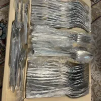 سرویس قاشق چنگال ۲۴نفره اصل|ظروف سرو و پذیرایی|تهران, جوادیه|دیوار
