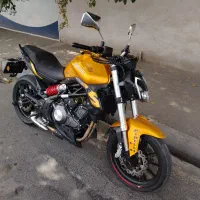 بنلی 300 طلایی عروسک