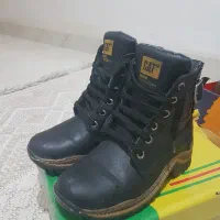 بوت بچگانه اسپرت در حد نو سایز ۳۴