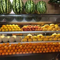 کارگر برای آبمیوه فروشی نیازمندیم