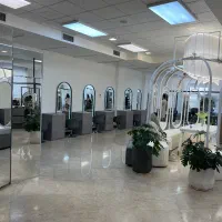 استخدام نیروی خدماتی در سالن زیبایی