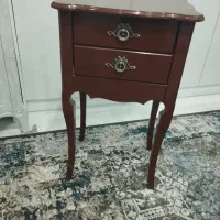 میز تلفن خوش رنگ و کاملا نو