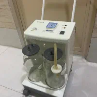 یک دستگاه ساکشن جراحی مدلyuwell 7A 23D