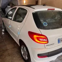 ماشین بدون کارکرد میباشد|خودرو سواری و وانت|تهران, جی|دیوار