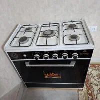 اجاق گاز در حد نو بعلت کمبود جا