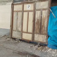 درب حیاط وپله