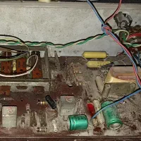 رادیو چوبی قدیمی|کلکسیون اشیاء عتیقه|ملارد, |دیوار