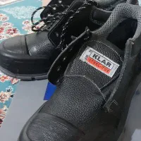 کفش کارایمنی وبادوام ومحکم|کیف، کفش، کمربند|گنبد کاووس, |دیوار