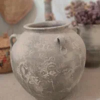 گلدان پتینه طرحدار رنگ روشن