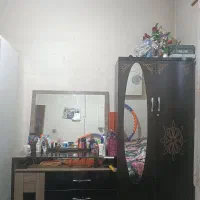 کمد و دراور و تخت دونفره همراه با تشک|تخت و سرویس خواب|همدان, |دیوار