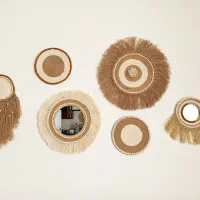 دیوارکوب و چشم‌نظر