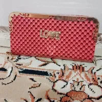 کیف|کیف، کفش، کمربند|تربت‌حیدریه, ده پائین|دیوار