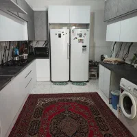 منزل ویلایی دو طبقه / در از حیاط / خیابان آوا|فروش خانه و ویلا|شیراز, شهرک صدا و سیما|دیوار