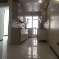 48متری-اسانسور-وانباری-بالکن-تخلیه