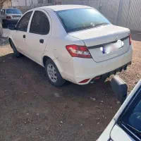 ساینا سفید ۴۰۱