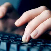 استخدام تایپیست حضوری‌ در قم(تایپ ریاضی وفیزیک)